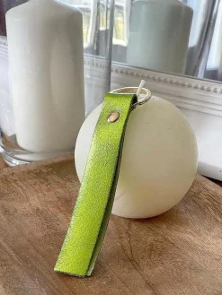Best Sale Porte-Clés En Cuir Vert Anis Daisy Femmes Porte-Clés