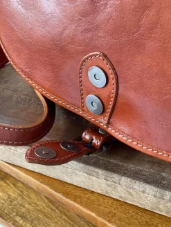 Cheap Sac Marron Camel Stefania Femmes Sac Porte Epaule Avec Sangle